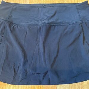 Athleta Run with it Skort size L